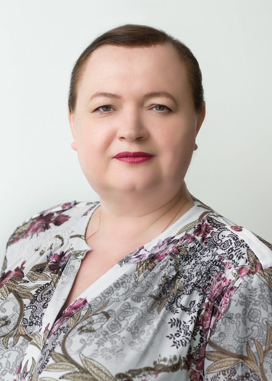 Сухова Людмила Николаевна.